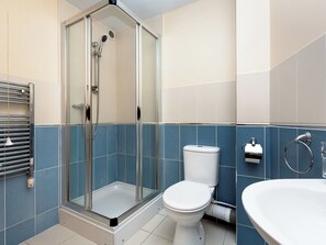 Towels - 2 bedroom accommodation in Wroxham, near Norwich (Wroxham, near Norwich)