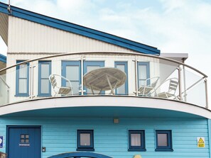 Exterior - 2 bedroom accommodation in Wroxham, near Norwich (Wroxham, near Norwich)