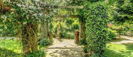 Jardines del alojamiento