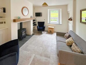 Fireplace - 3 bedroom accommodation in Seatoller (Seatoller)