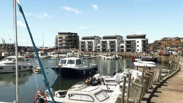 Marina/club náutico