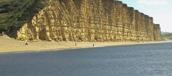 2 bedroom accommodation in Bothenhampton, near Bridport