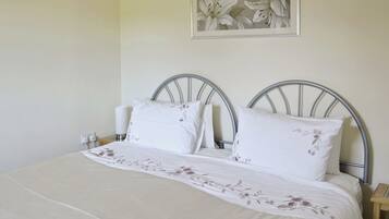 1 habitación y ropa de cama