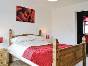 4 slaapkamers, gratis wifi, beddengoed, rolstoeltoegang