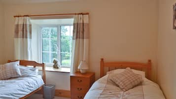 2 habitaciones, wifi gratis y ropa de cama