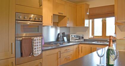 1 bedroom accommodation in Bearsted, near Maidstone
