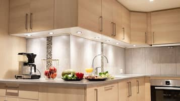 Cottage, 3 Bedrooms, Sauna, Sea View (Strandkanten) | Private kitchen