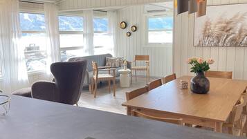 Vollsnes Panorama 3 Bedrooms | Living area | Flat-screen TV