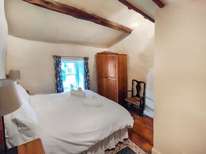 2 chambres, Wi-Fi gratuit, draps fournis