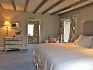 5 bedrooms, free WiFi, bed sheets - 5 bedroom accommodation in Kildale, near Whitby (Kildale, near Whitby)