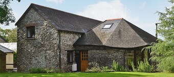 2 bedroom accommodation in Woolsery, near Bideford