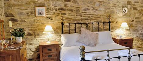 1 غرفة نوم وواي فاي مجانًا وملاءات أسرّة