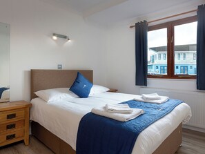 4 bedrooms, free WiFi, bed sheets