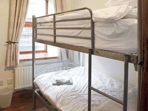 2 habitaciones, wifi gratis y ropa de cama 