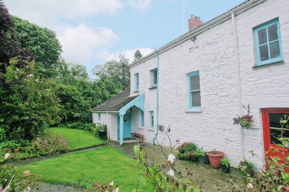 2 bedroom accommodation in Henllan-Amgoed