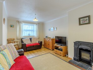Living area - 3 bedroom accommodation in Wells-next-the-Sea, Norfolk (Wells-next-the-Sea, Norfolk)