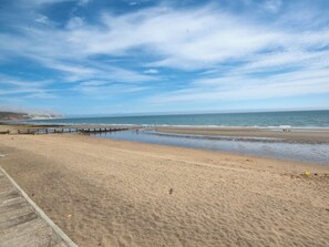Beach - 1 bedroom accommodation in Apse Heath, near Shanklin (Apse Heath, near Shanklin)