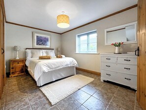 3 habitaciones, wifi gratis y ropa de cama 