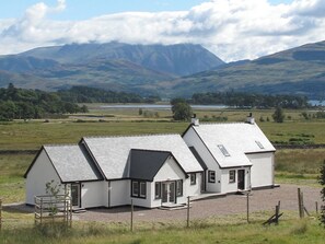 Exterior - 3 bedroom accommodation in Ardgour, near Fort William (Ardgour, near Fort William)