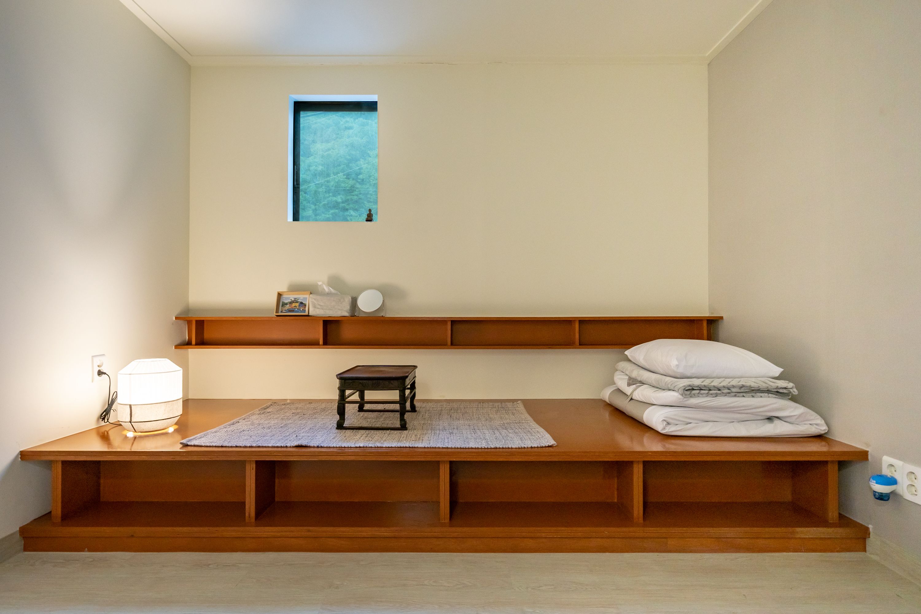 Room (A) | In-room safe, free WiFi