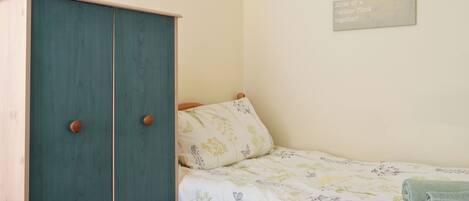 3 室のベッドルーム、WiFi (無料)、ベッドシーツ、車椅子でアクセスできる設備