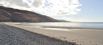 3 bedroom accommodation in Fairbourne