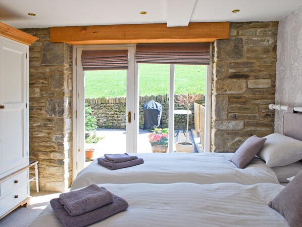 2 chambres, Wi-Fi gratuit, draps fournis