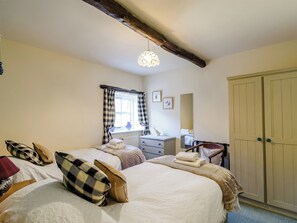 3 bedrooms, free WiFi, bed sheets