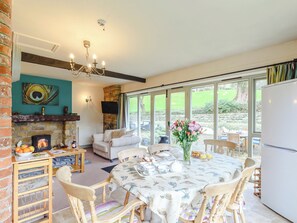Dining - 3 bedroom accommodation in Bilsdale, near Helmsley (Bilsdale, near Helmsley)