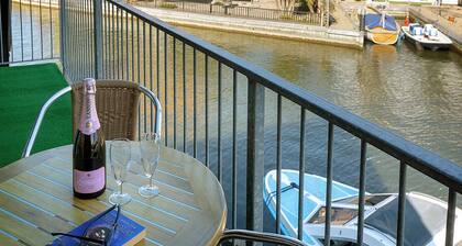 4 bedroom accommodation in Wroxham
