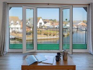 Interior - 4 bedroom accommodation in Wroxham (Wroxham)