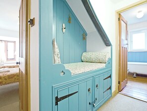 4 bedrooms, free WiFi, bed sheets