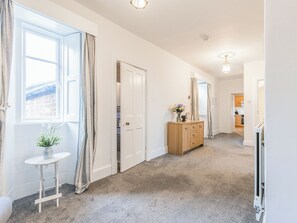 Interior - 2 bedroom accommodation in Old Hunstanton (Old Hunstanton)