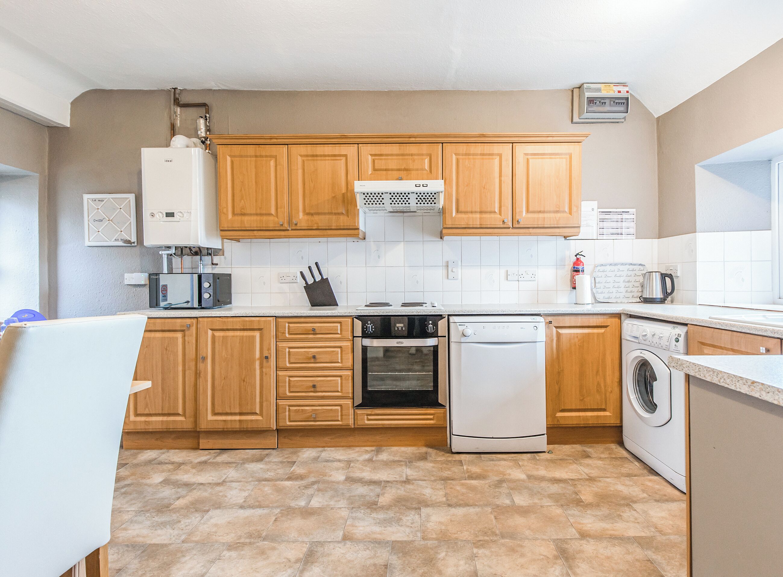 Lavavajillas, silla alta para bebés