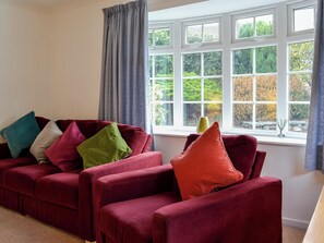 Living area - 2 bedroom accommodation in Keswick (Keswick)