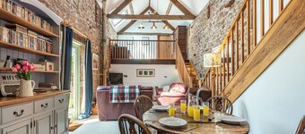 2 bedroom accommodation in Haytongate, near Brampton