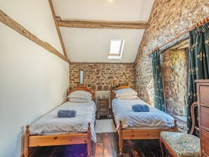 2 bedrooms, bed sheets