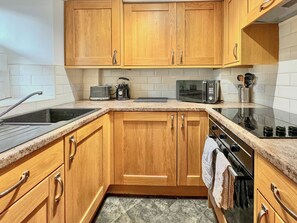 Private kitchen - 1 bedroom accommodation in Keswick (Keswick)