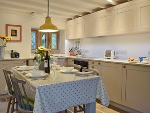 Dining - 2 bedroom accommodation in Kettlewell (Kettlewell)