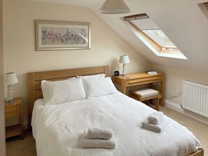 2 bedrooms, free WiFi, bed sheets - 2 bedroom accommodation in Keswick (Keswick)