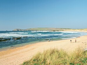 Beach - 2 bedroom accommodation in St Merryn, near Padstow (St Merryn, near Padstow)