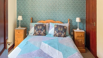 3 bedrooms, free WiFi, bed sheets