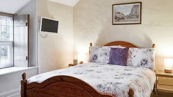 4 bedrooms, free WiFi, bed sheets