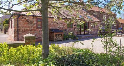 4 Schlafzimmer Unterkunft in West Lutton near Malton