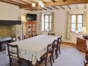 Dining - 5 bedroom accommodation in Uploders, Bridport (Uploders, Bridport)