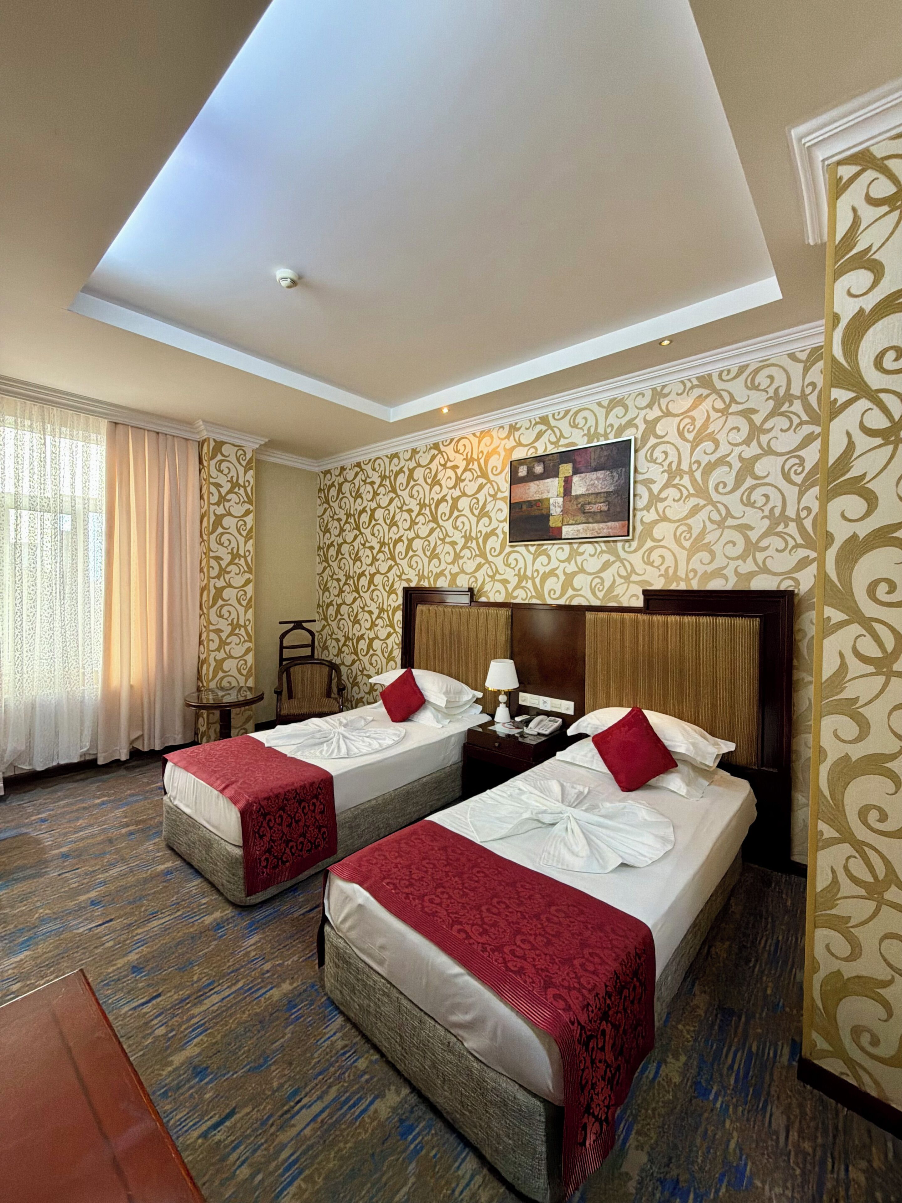 Photo - Royal Hotel