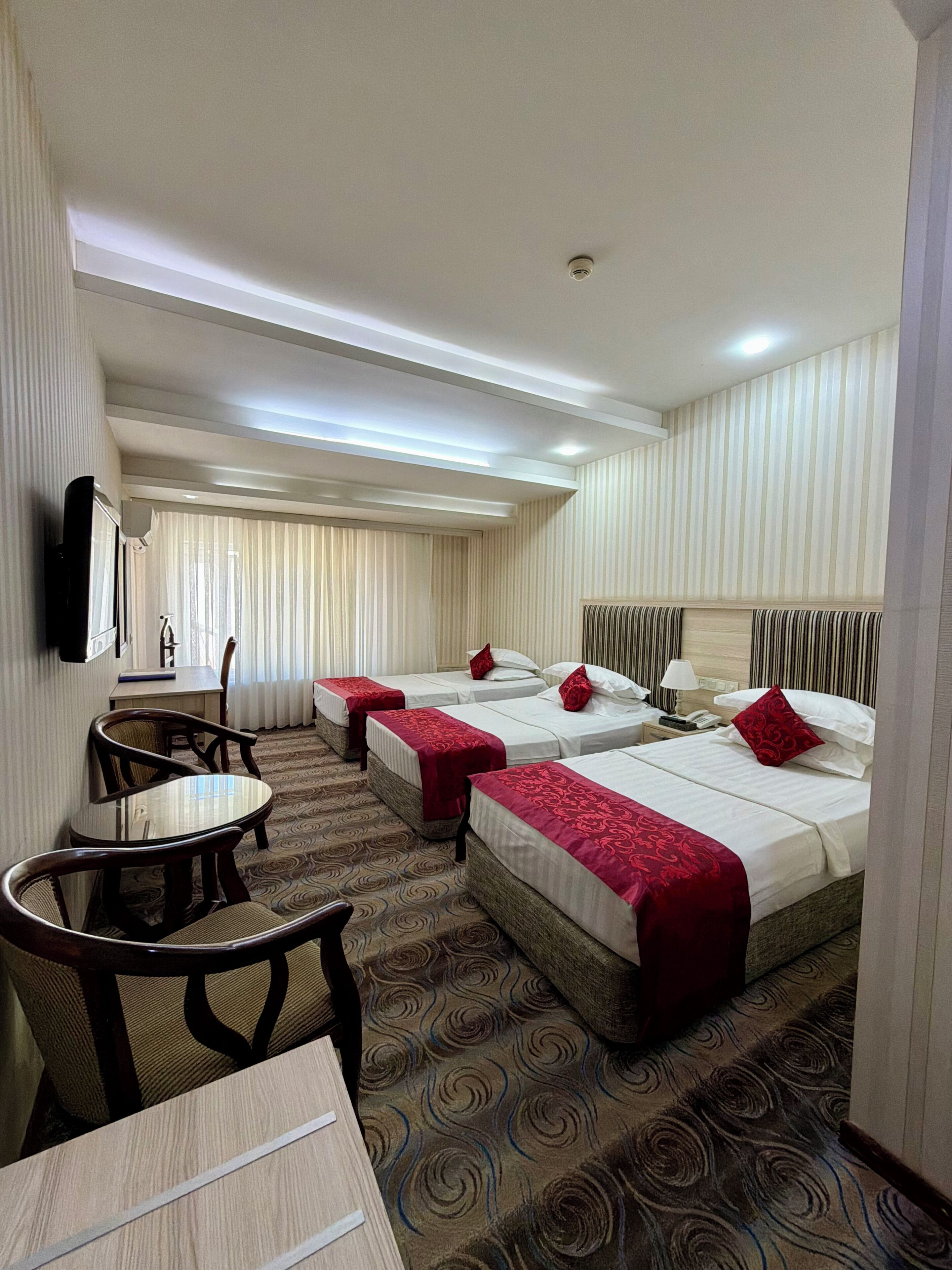 Photo - Royal Hotel