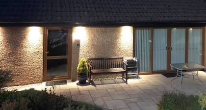 2 makuuhuoneen majoitus Kirknewtonissa lähellä East Calderia