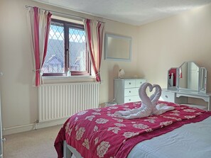 3 habitaciones, wifi gratis y ropa de cama 