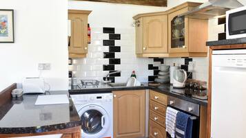 Chaise haute, congélateur